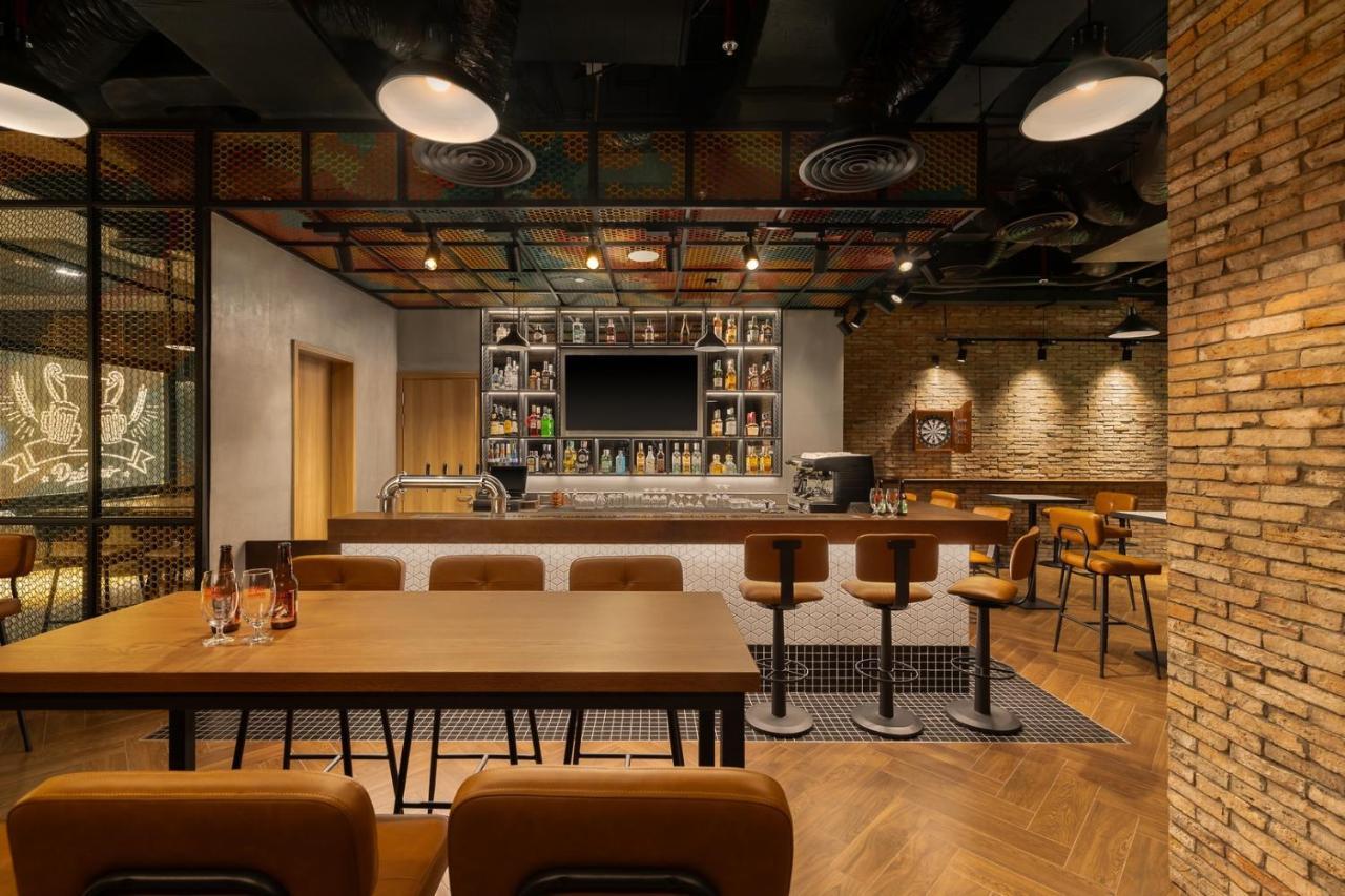 Hiive By Fusion Binh Duong - Vsip 1 Hotel Thuan An Exterior photo