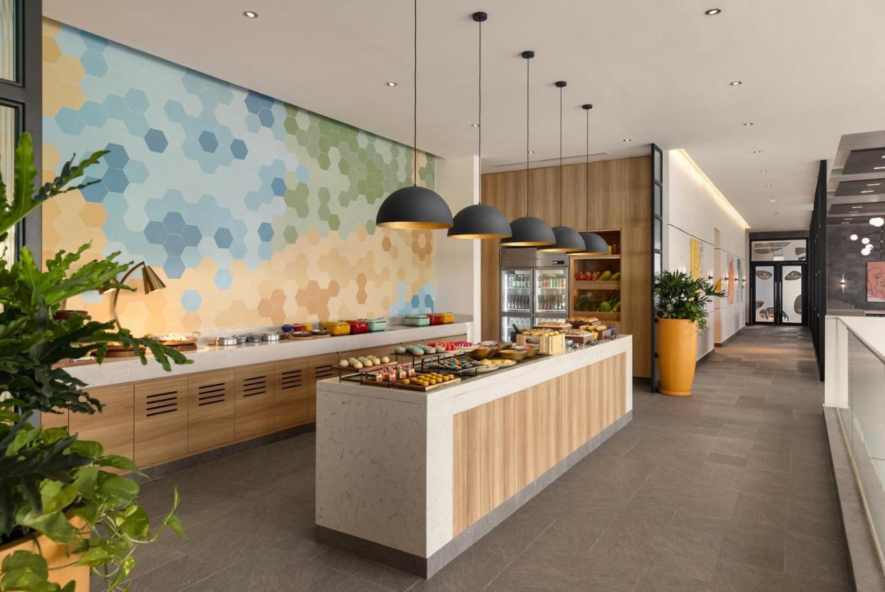 Hiive By Fusion Binh Duong - Vsip 1 Hotel Thuan An Exterior photo